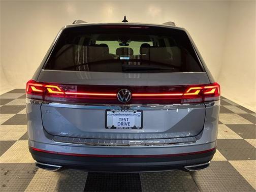 2026 Volkswagen Taos 1.5T SE