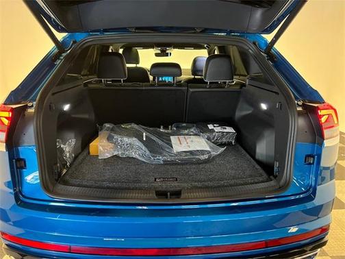 2025 Volkswagen Atlas Cross Sport 2.0T SEL Premium R-Line