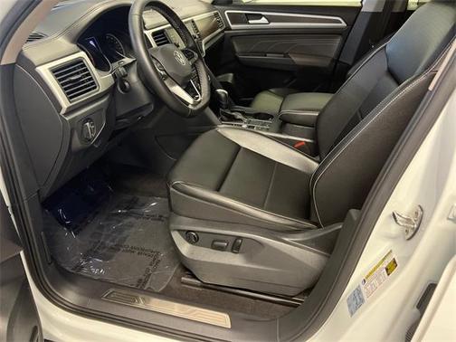 2021 Volkswagen Atlas 3.6 V6 SE w/ Technology