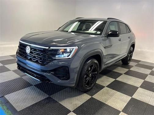 2025 Volkswagen Atlas Cross Sport 2.0T SEL R-Line Black