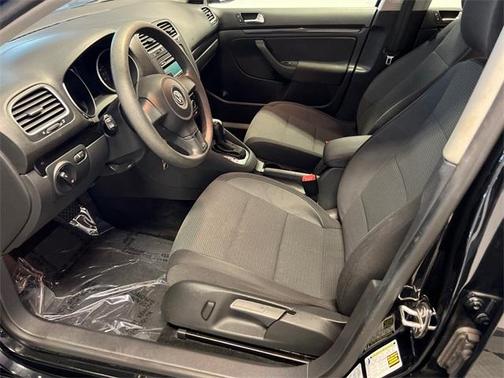 2012 Volkswagen Jetta SportWagen SE