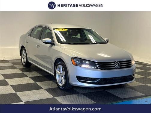 2014 Volkswagen Passat 1.8T SE