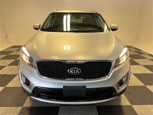 2016 Kia Sorento EX