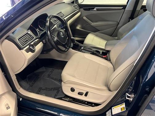 2018 Volkswagen Passat 2.0T SE