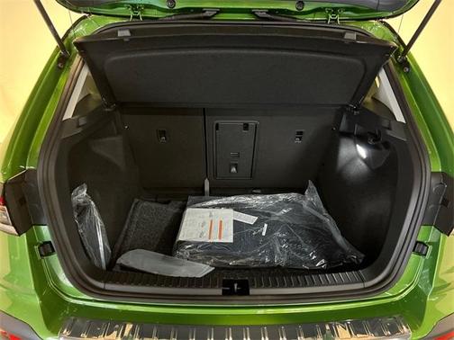 2026 Volkswagen Taos 1.5T SE Black