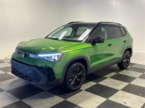 2026 Volkswagen Taos 1.5T SE Black