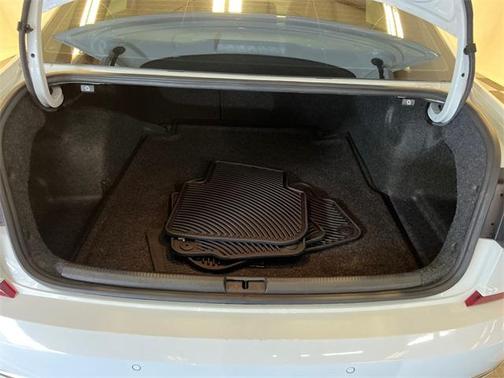 2018 Volkswagen Passat 2.0T SE w/ Technology