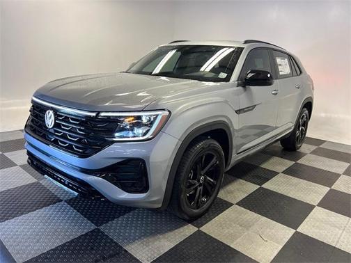 2025 Volkswagen Atlas Cross Sport 2.0T SEL R-Line Black