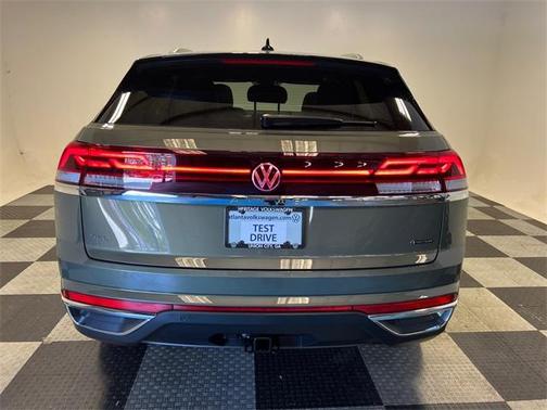 2025 Volkswagen Atlas Cross Sport 2.0T SEL