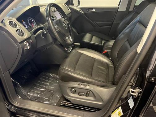 2017 Volkswagen Tiguan 2.0T Sport