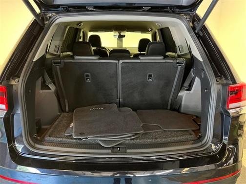 2023 Volkswagen Atlas 2.0T SE w/Technology