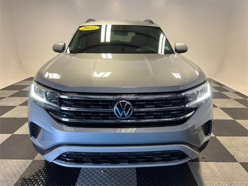 2022 Volkswagen Atlas 3.6L SE w/Technology