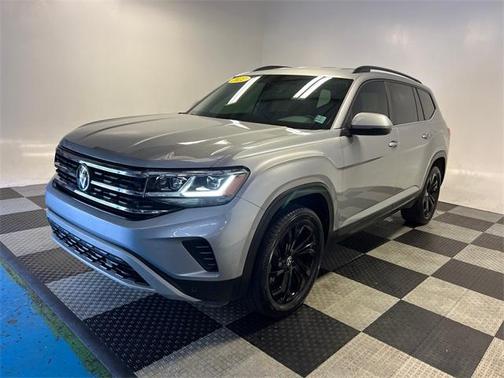 2022 Volkswagen Atlas 3.6L SE w/Technology