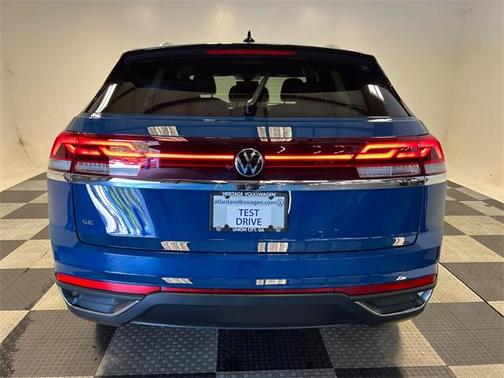 2026 Volkswagen Atlas Cross Sport 2.0T SE
