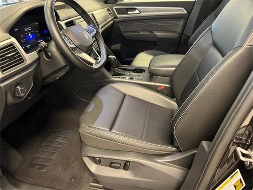 2023 Volkswagen Atlas Cross Sport 2.0T SE