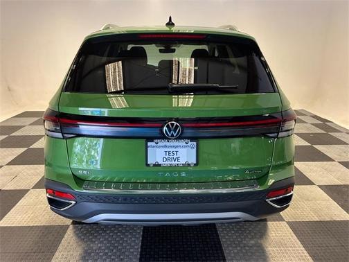 2025 Volkswagen Taos 1.5T SEL