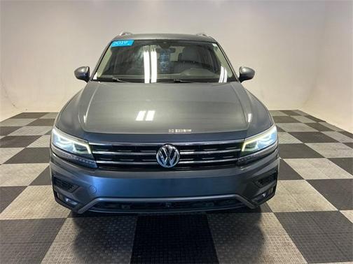 2019 Volkswagen Tiguan 2.0T SEL Premium