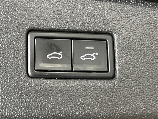 2019 Volkswagen Tiguan 2.0T SEL Premium