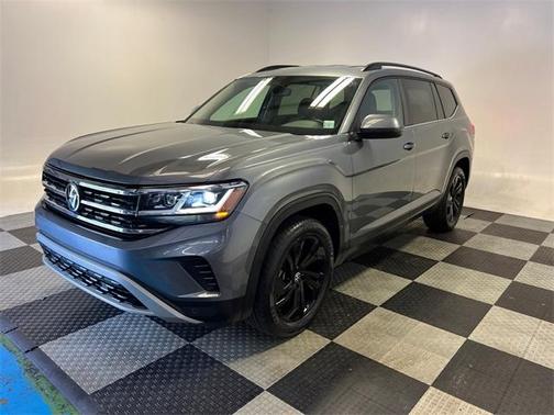 2022 Volkswagen Atlas 3.6L SE w/Technology