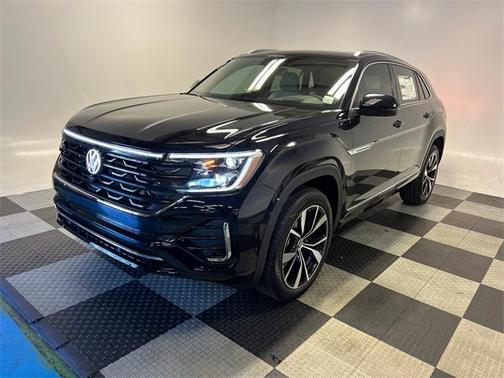 2025 Volkswagen Atlas Cross Sport 2.0T SEL Premium R-Line