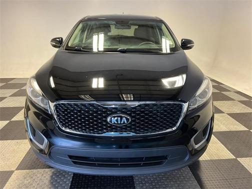 2017 Kia Sorento L