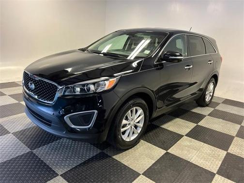 2017 Kia Sorento L