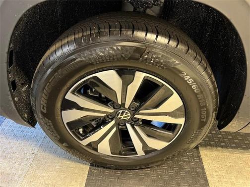 2026 Volkswagen Atlas Cross Sport 2.0T SE