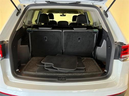 2023 Volkswagen Atlas 2.0T SE