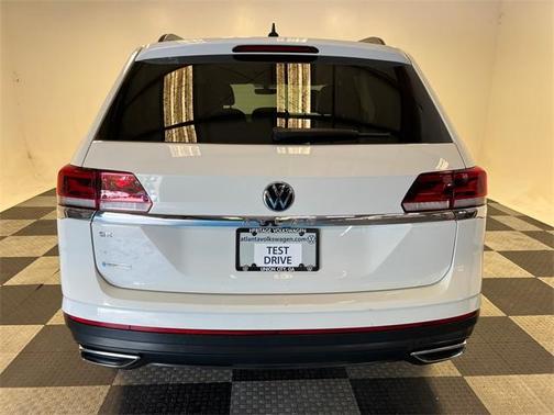2023 Volkswagen Atlas 2.0T SE
