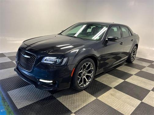 2018 Chrysler 300 S