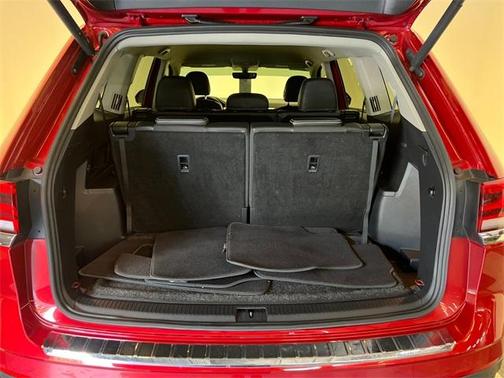 2023 Volkswagen Atlas 2.0T SE w/Technology