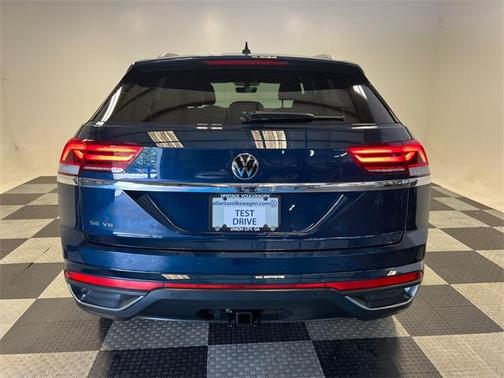 2022 Volkswagen Atlas Cross Sport 3.6L V6 SE w/Technology