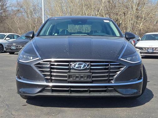 2023 Hyundai SONATA SE