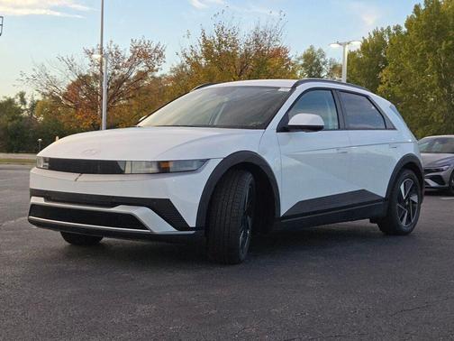 2025 Hyundai IONIQ 5 SEL