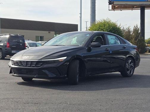 2025 Hyundai ELANTRA HEV Limited