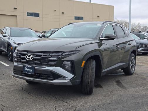 2026 Hyundai TUCSON SEL Premium