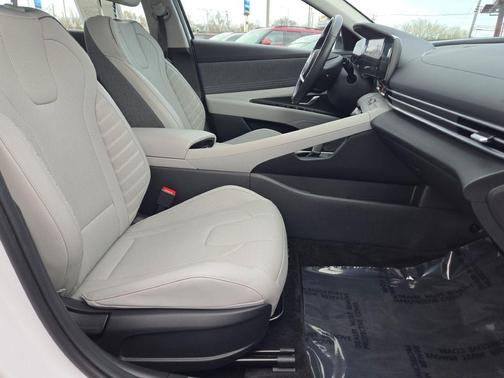 2023 Hyundai ELANTRA HEV Limited