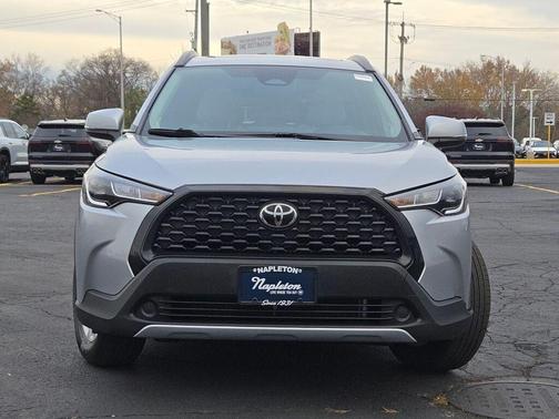 2023 Toyota Corolla Cross LE