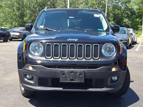 Black 2017 Jeep Renegade Latitude