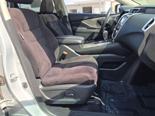 Brilliant Silver Metallic 2017 Nissan Murano SV