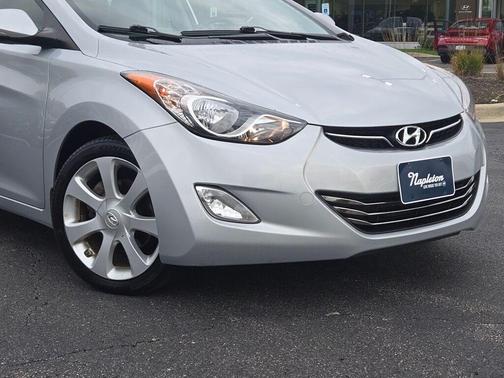 2012 Hyundai ELANTRA Limited