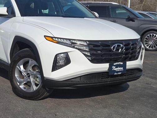 2023 Hyundai TUCSON SE