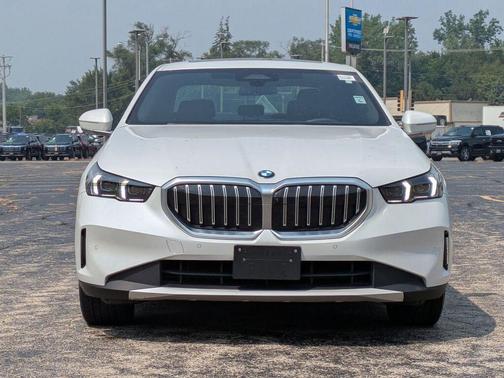 2024 BMW 530 i xDrive