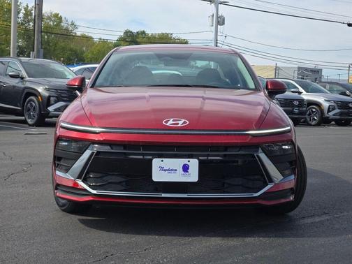 2025 Hyundai SONATA SE