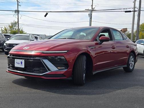 2025 Hyundai SONATA SE