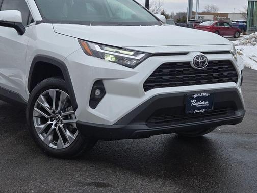 2023 Toyota RAV4 XLE Premium