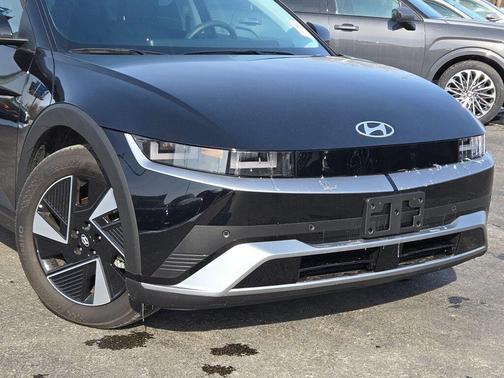 2025 Hyundai IONIQ 5 SEL