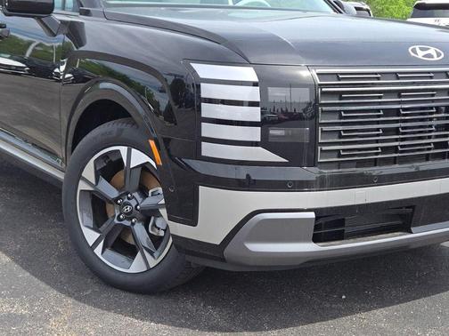 Abyss Black Pearl 2026 Hyundai Palisade Hybrid Limited