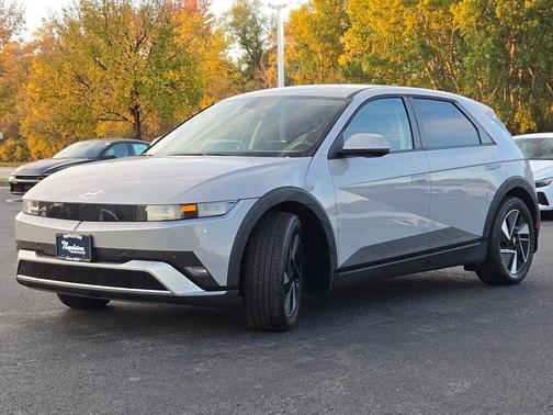 2025 Hyundai IONIQ 5 SE