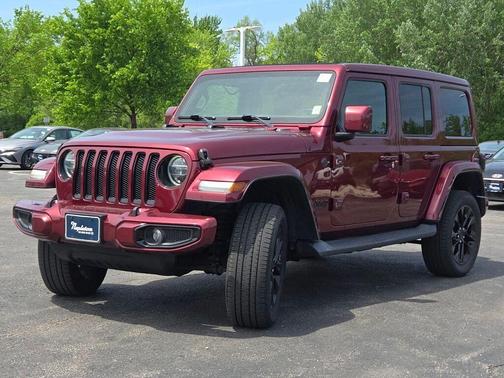 Snazzberry Pearlcoat 2021 Jeep Wrangler Unlimited Sahara Altitude